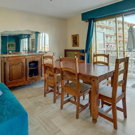 Appartement D'Une Chambre Avec Balcon Amenage Et Wifi A Antibes A 1 Km De La Plage *