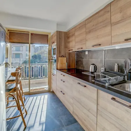 Appartement D'Une Chambre Avec Balcon Amenage Et Wifi A Antibes A 1 Km De La Plage * Antibes